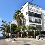 Gordon Beach- Luxury-Parking- \'Stay At My Place\'